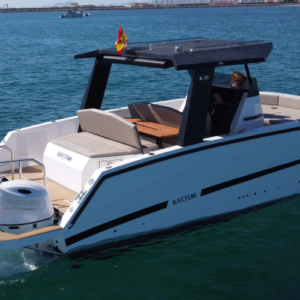 Catamarán K30